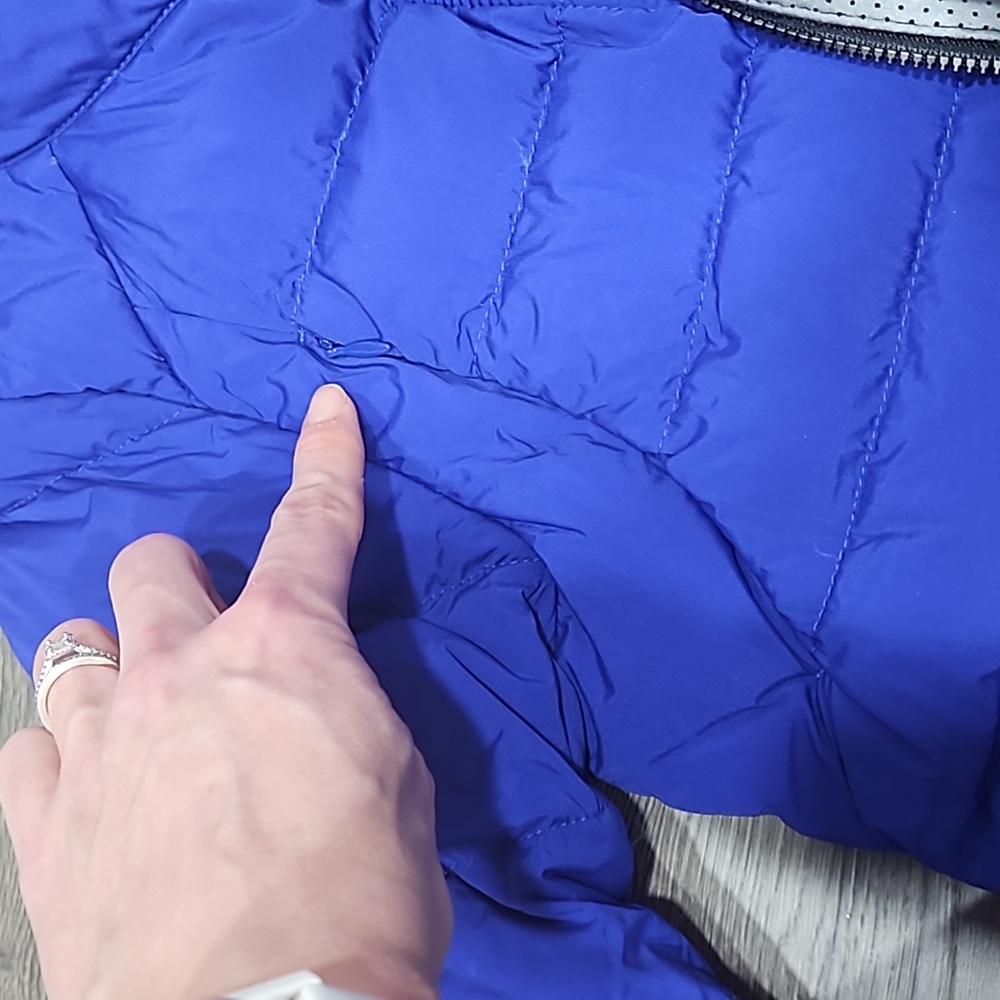 Lululemon down jacket - 4 - Picture 4 of 8